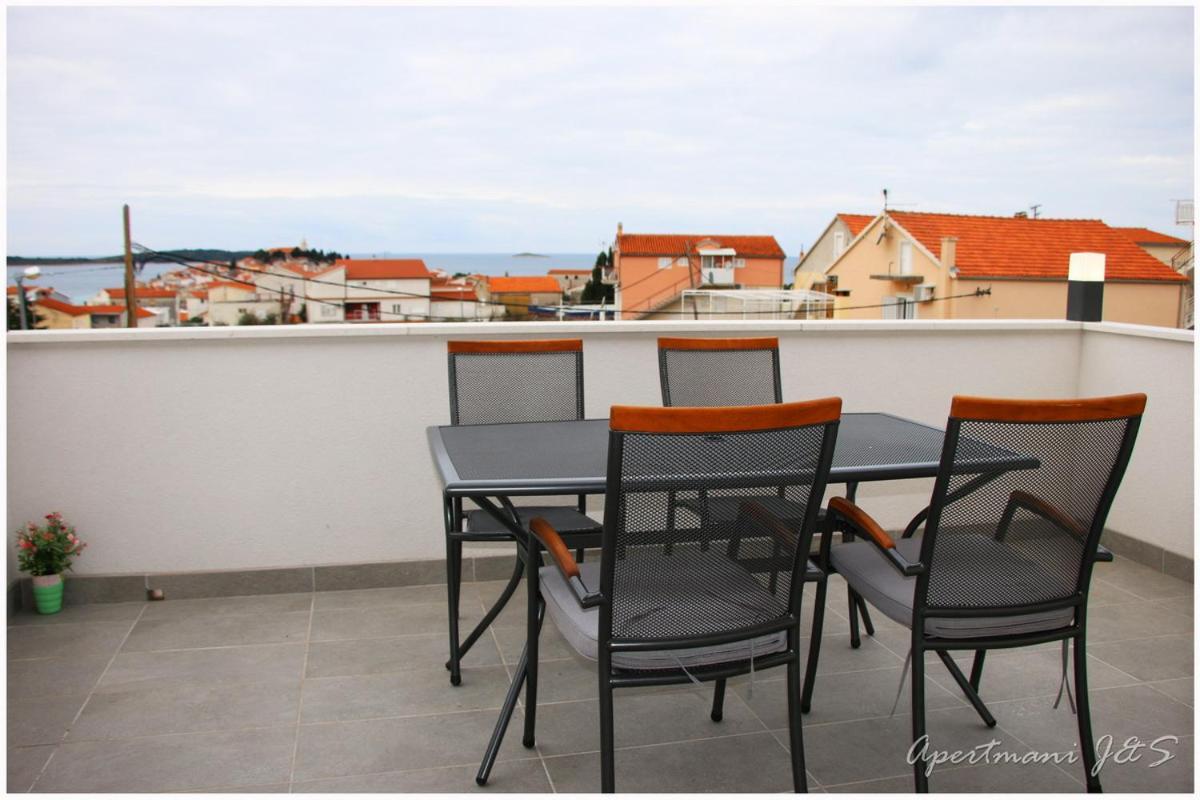 Apartmani Jere&Sara Primošten Екстериор снимка